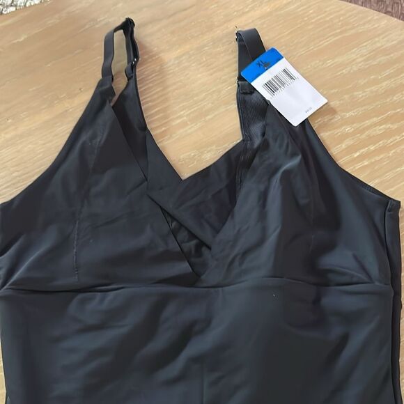 Maidenform XL Firm Tummy Control Wear Your Bra Singlet Body Shaper FL2556, NWT - Picture 4 of 9